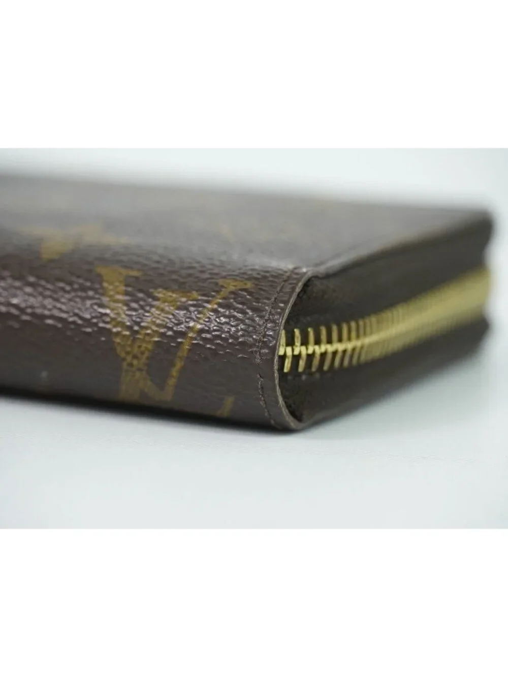 Louis Vuitton brand louis